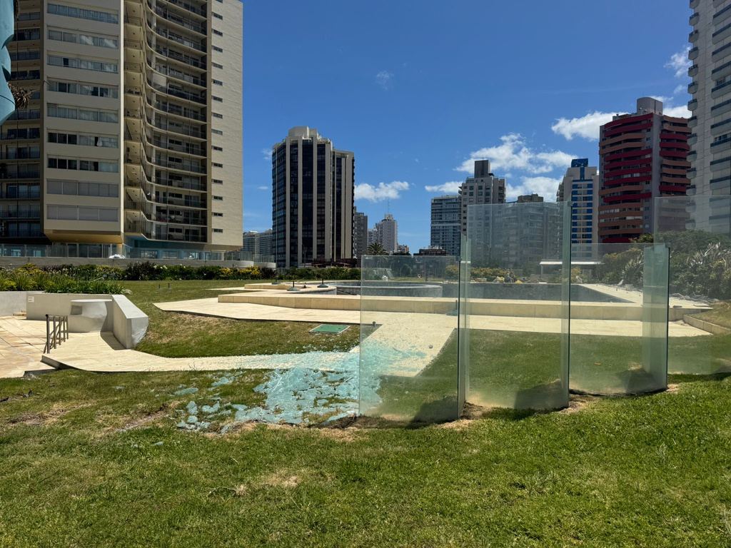 Contención de cristales en altura en Punta del Este